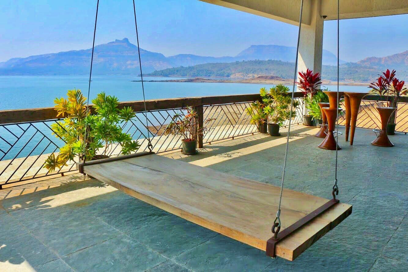 Zeus 4 BHK
